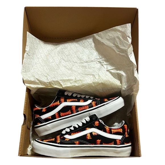 Vans x Thrasher Old Skool M8 W9.5 Skater Streetwear Punk 90s Retro Sneaker Shoes - Picture 5 of 7